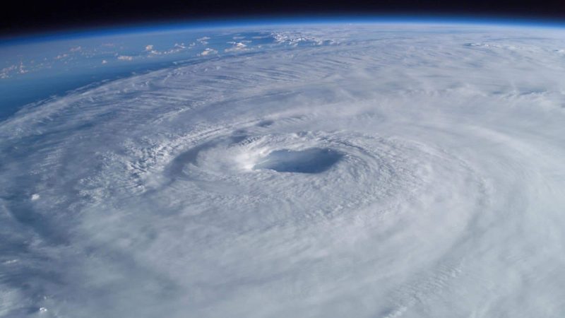 https://archive.wbhm.org/wp-content/uploads/2006/01/Hurricane1-800x450.jpg