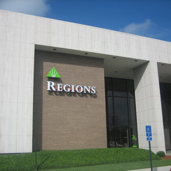 https://archive.wbhm.org/wp-content/uploads/2006/05/regions-bank-600x600.jpg