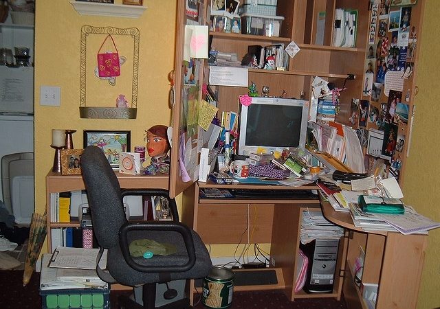 https://archive.wbhm.org/wp-content/uploads/2011/01/clutter-640x450.jpg