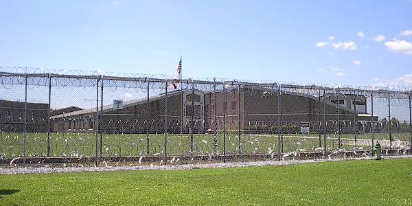 https://archive.wbhm.org/wp-content/uploads/2015/02/donaldsonprison-600.jpg