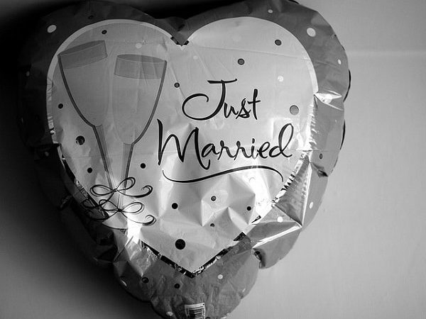 https://archive.wbhm.org/wp-content/uploads/2015/02/justmarriedballoon-600x450.jpg