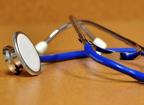 https://archive.wbhm.org/wp-content/uploads/2016/11/4952166117_a1683a1242_stethoscope.jpg