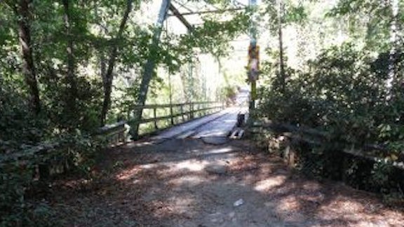 https://archive.wbhm.org/wp-content/uploads/2018/08/Cahaba-River-Old-Bridge-e1533573771272.jpg