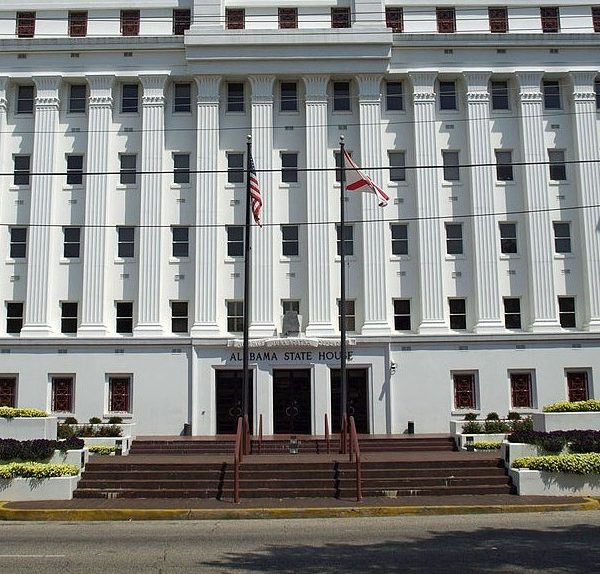 https://archive.wbhm.org/wp-content/uploads/2018/11/Alabama-Statehouse-e1556673251396-600x574.jpg