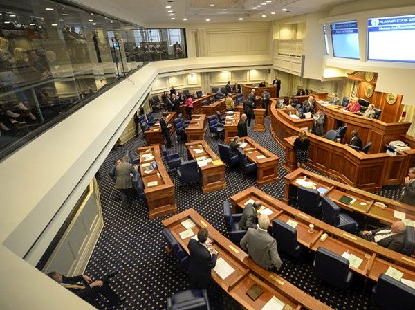https://archive.wbhm.org/wp-content/uploads/2019/01/State-Senate-in-2016-e1548787854778-600x448.jpg