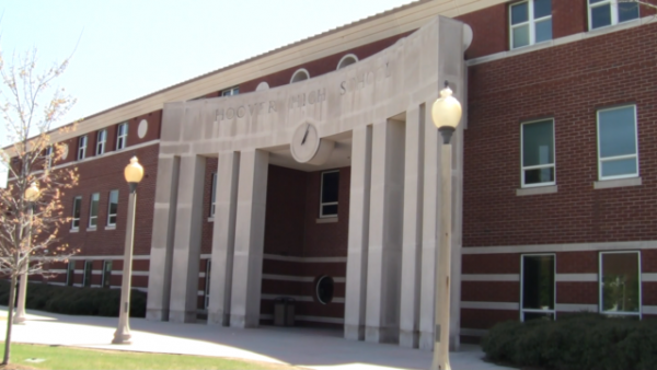 https://archive.wbhm.org/wp-content/uploads/2019/03/640px-Hoover_High_School_Facade-600x338.png