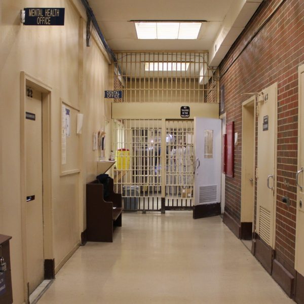https://archive.wbhm.org/wp-content/uploads/2019/04/HallWay2IMG_7614-600x600.jpg