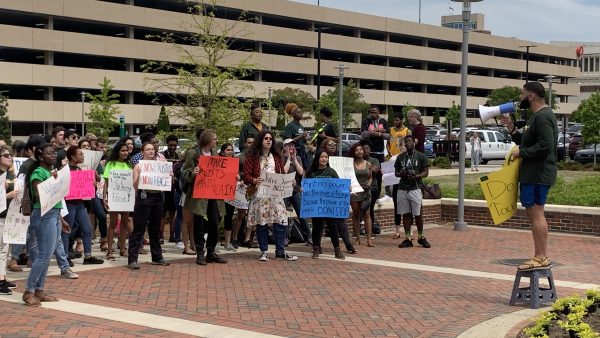 https://archive.wbhm.org/wp-content/uploads/2019/04/uab_protest_pic-600x338.jpg