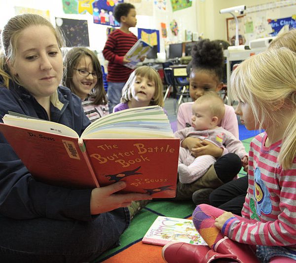 https://archive.wbhm.org/wp-content/uploads/2019/05/kids_reading-600x533.jpg