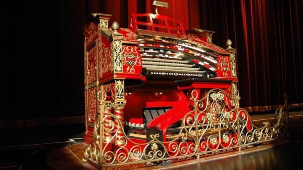 https://archive.wbhm.org/wp-content/uploads/2019/08/Wurlitzer_for_web-600x338.jpg