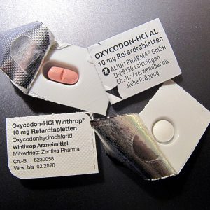 https://archive.wbhm.org/wp-content/uploads/2019/12/739px-GT-Oxycodon-Sicherheitsblister-300x300.jpg