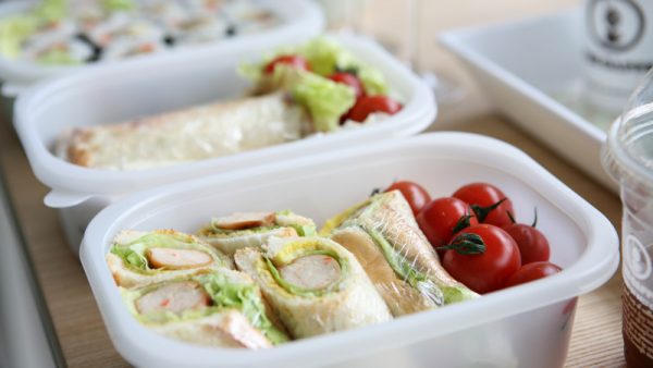 https://archive.wbhm.org/wp-content/uploads/2020/04/Canva_-_Lunch_Box_with_Sandwiches_Inside-600x338.jpg