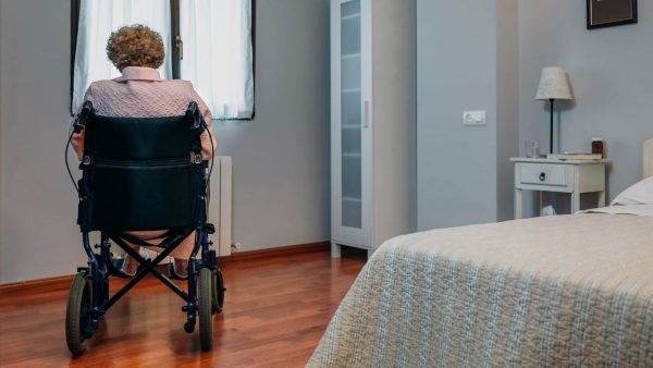 https://archive.wbhm.org/wp-content/uploads/2020/05/Nursing_home_image-600x338.jpg