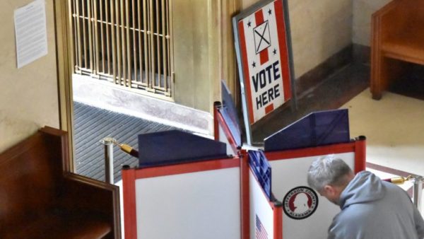 https://archive.wbhm.org/wp-content/uploads/2020/06/Voter-casts-a-ballot-at-the-Jefferson-County-courthouse-768x450-1-e1591889219770-600x338.jpg