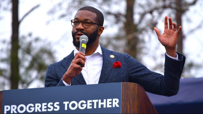 https://archive.wbhm.org/wp-content/uploads/2021/02/Woodfin-kicks-off-reelection-campaign-2048x1365-1-e1612194771324-800x450.jpg
