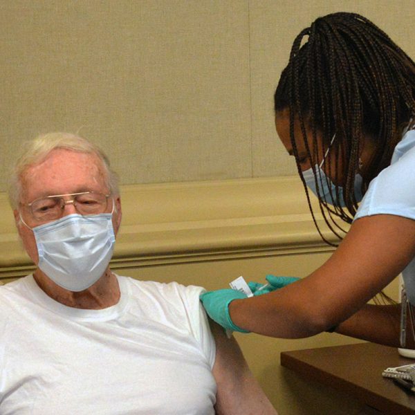 https://archive.wbhm.org/wp-content/uploads/2021/03/VA_COVID_vaccination-600x600.jpg