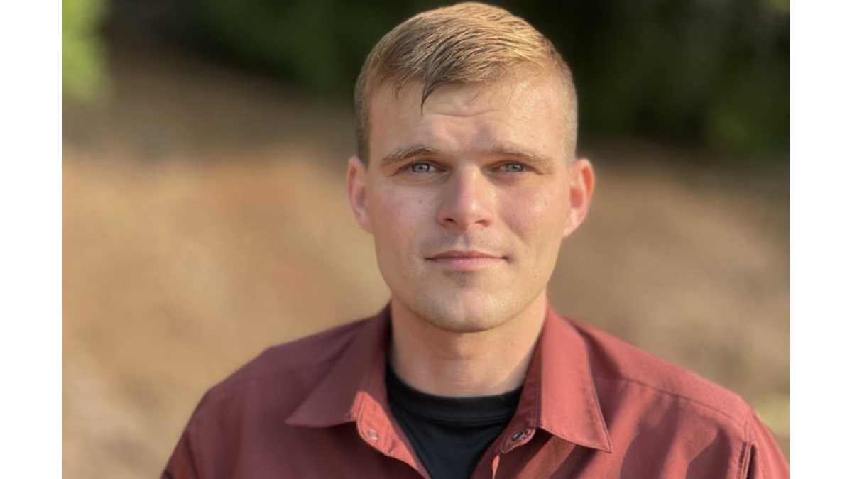 Heashot of Wil Jones