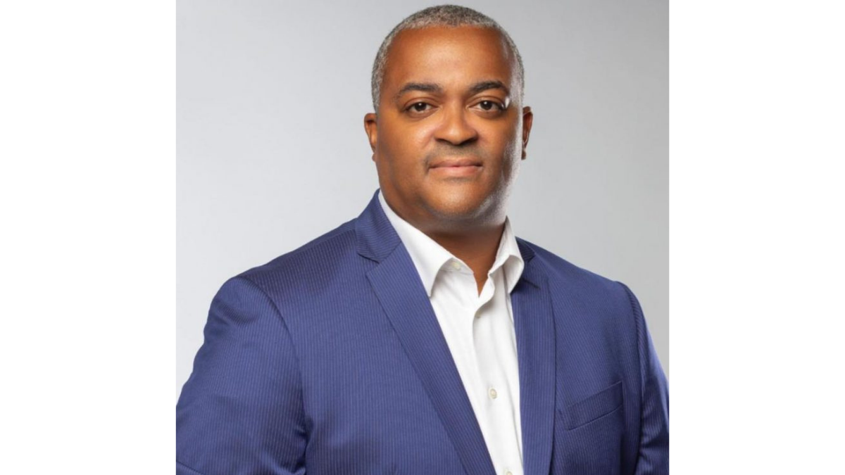 Headshot of Lonnie Malone