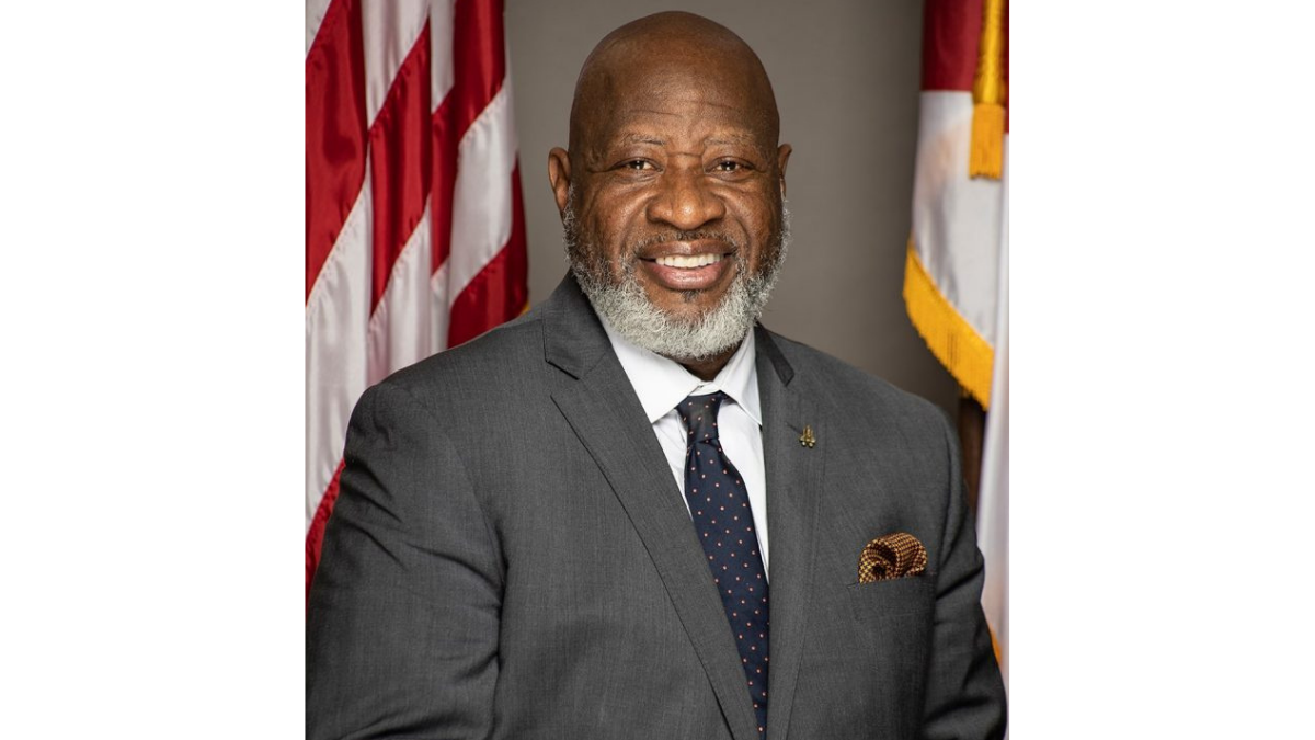 Headshot of John Hilliard