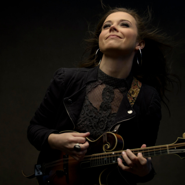 https://archive.wbhm.org/wp-content/uploads/2021/10/sierra_hull_playing-600x600.png