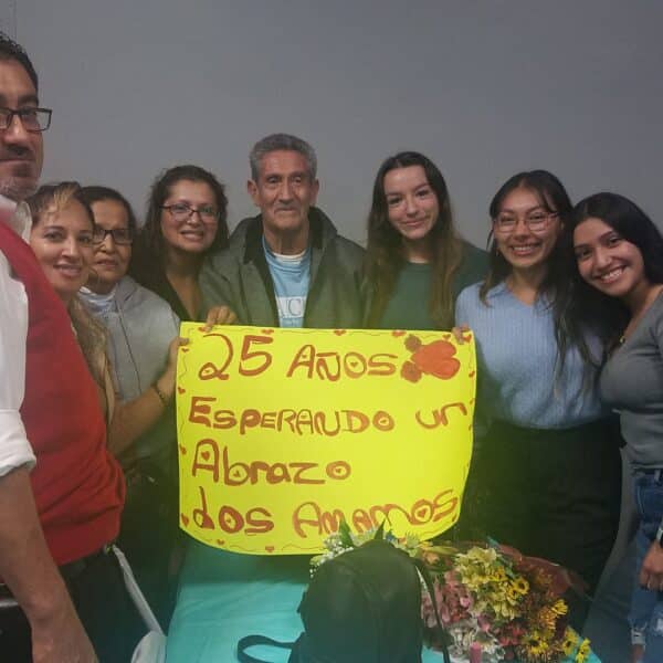 https://archive.wbhm.org/wp-content/uploads/2022/12/20221116_180614-600x600.jpg