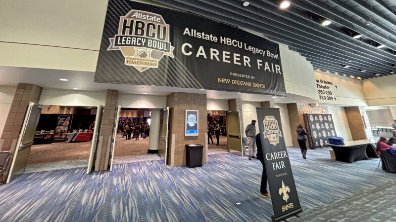 https://archive.wbhm.org/wp-content/uploads/2024/03/Legacy_Bowl_Career_Fair-800x450.jpg