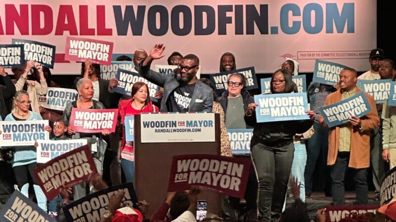 https://archive.wbhm.org/wp-content/uploads/2025/02/Woodfin_Campaign_Kickoff_Lead_Photo-800x450.jpg